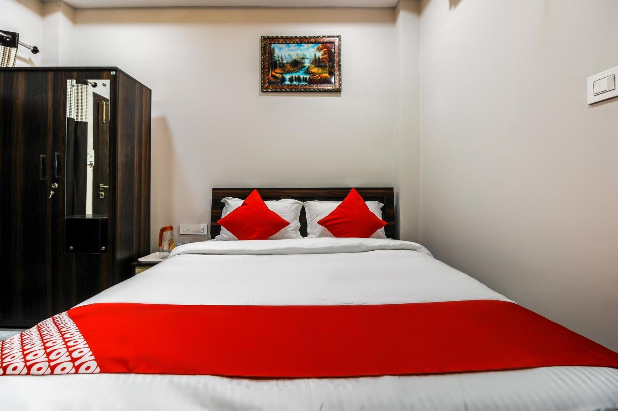 Hotel O Shiva Guest House Ґувахаті Екстер'єр фото